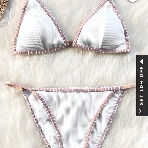 White bathing suit ribbed, from cupshe never worn - Picture 2 of 2